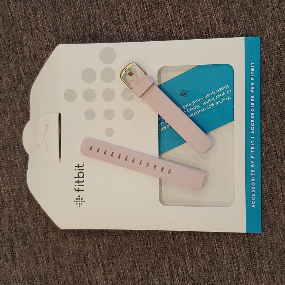 Fitbit Luxe band size Small pale pink
